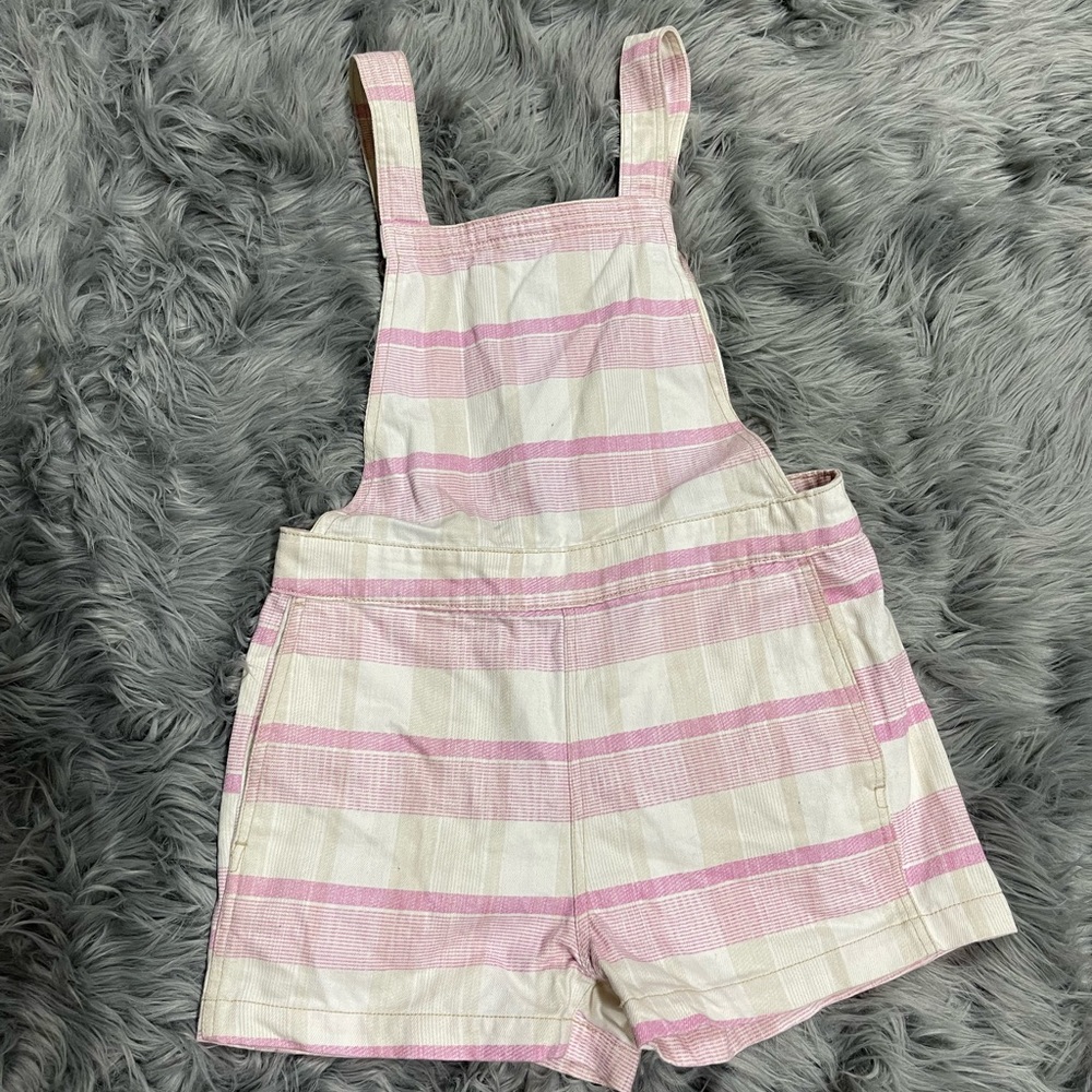 💞🩳 ADORABLE URBAN OUTFITTERS OVERALL SHORTS